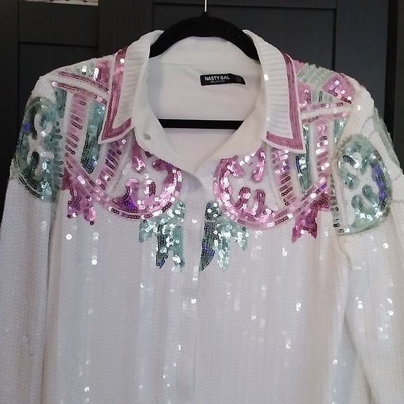 Nasty Gal Tops - EUC Nasty Gal Fully Sequined White Dress Jacket Pink And Green Designs - Size 4